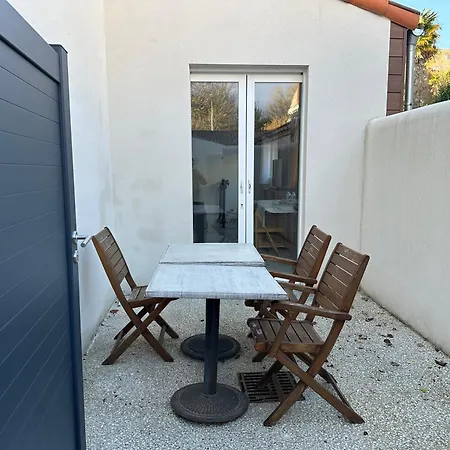 Chez Camille & Emma - Loft Climatise 度假居 *